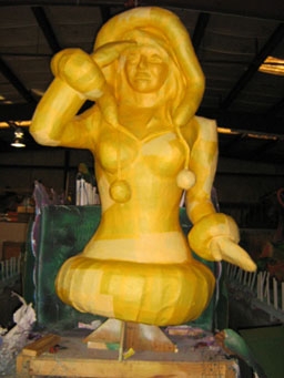 Sexy Eskimo sculpture for Neptune's Daughters