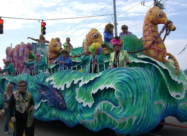 Sirens float rolling in Orange Beach